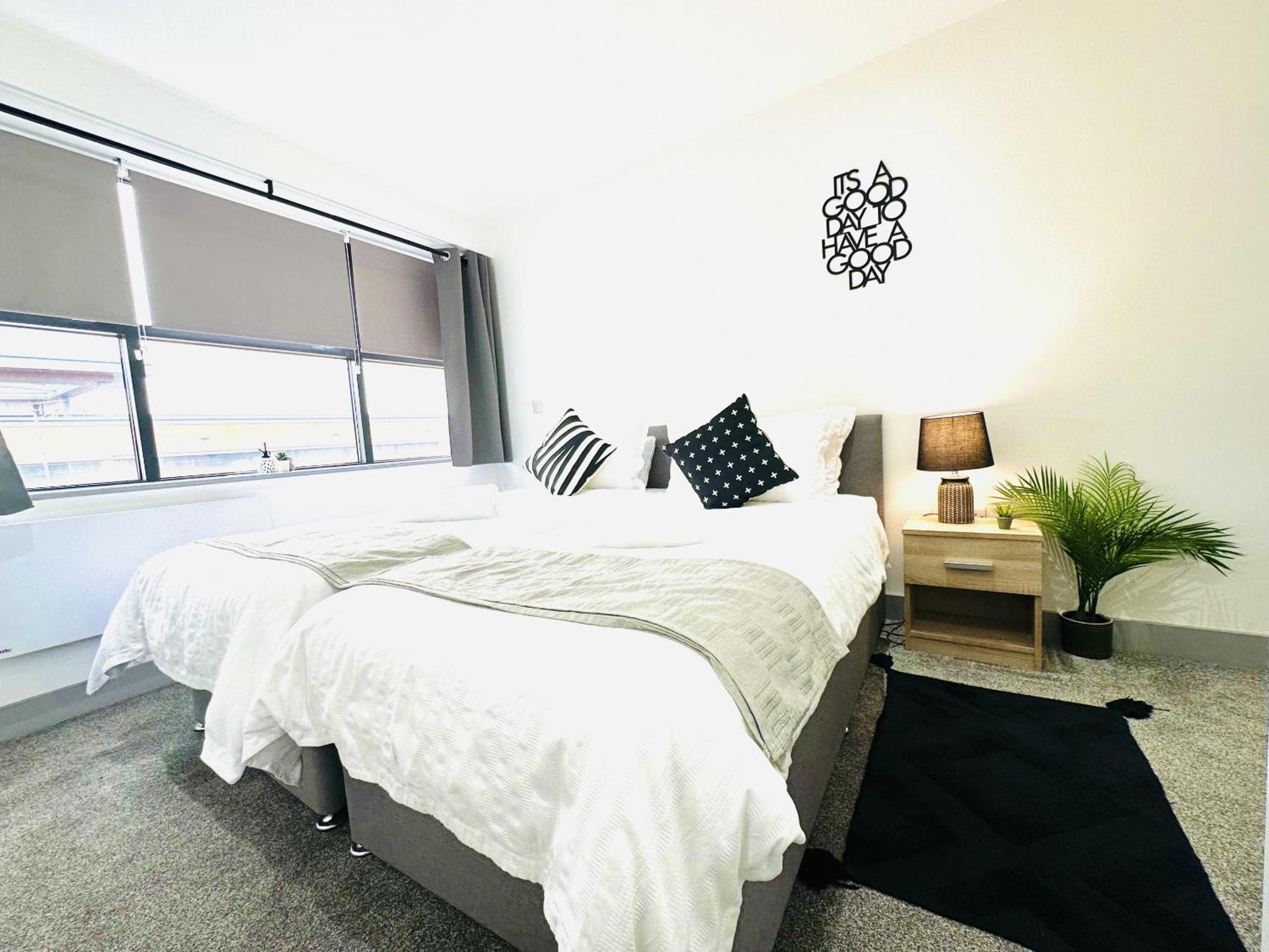 Apartment 202 Grosvenor House *