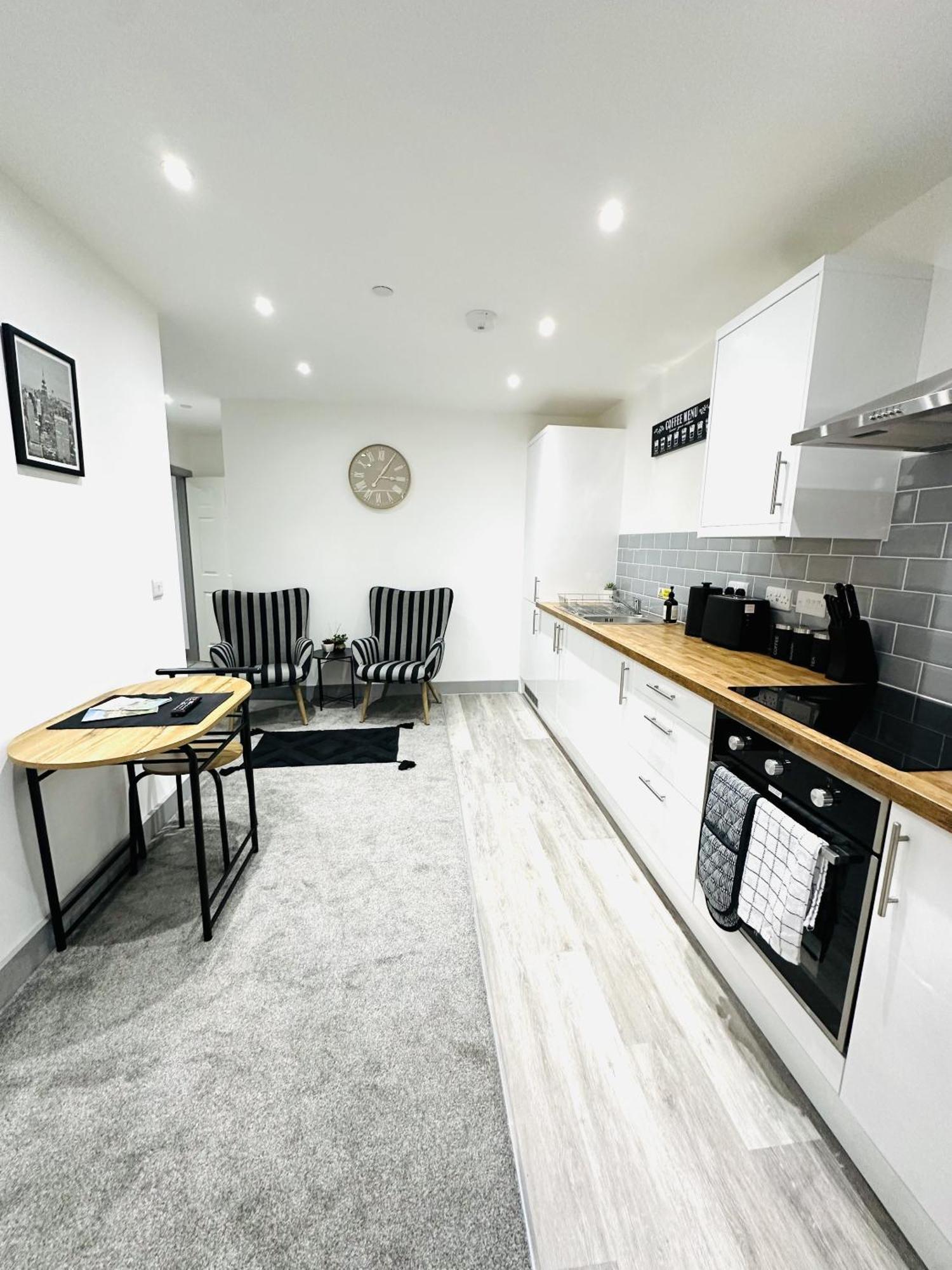 Apartment 202 Grosvenor House