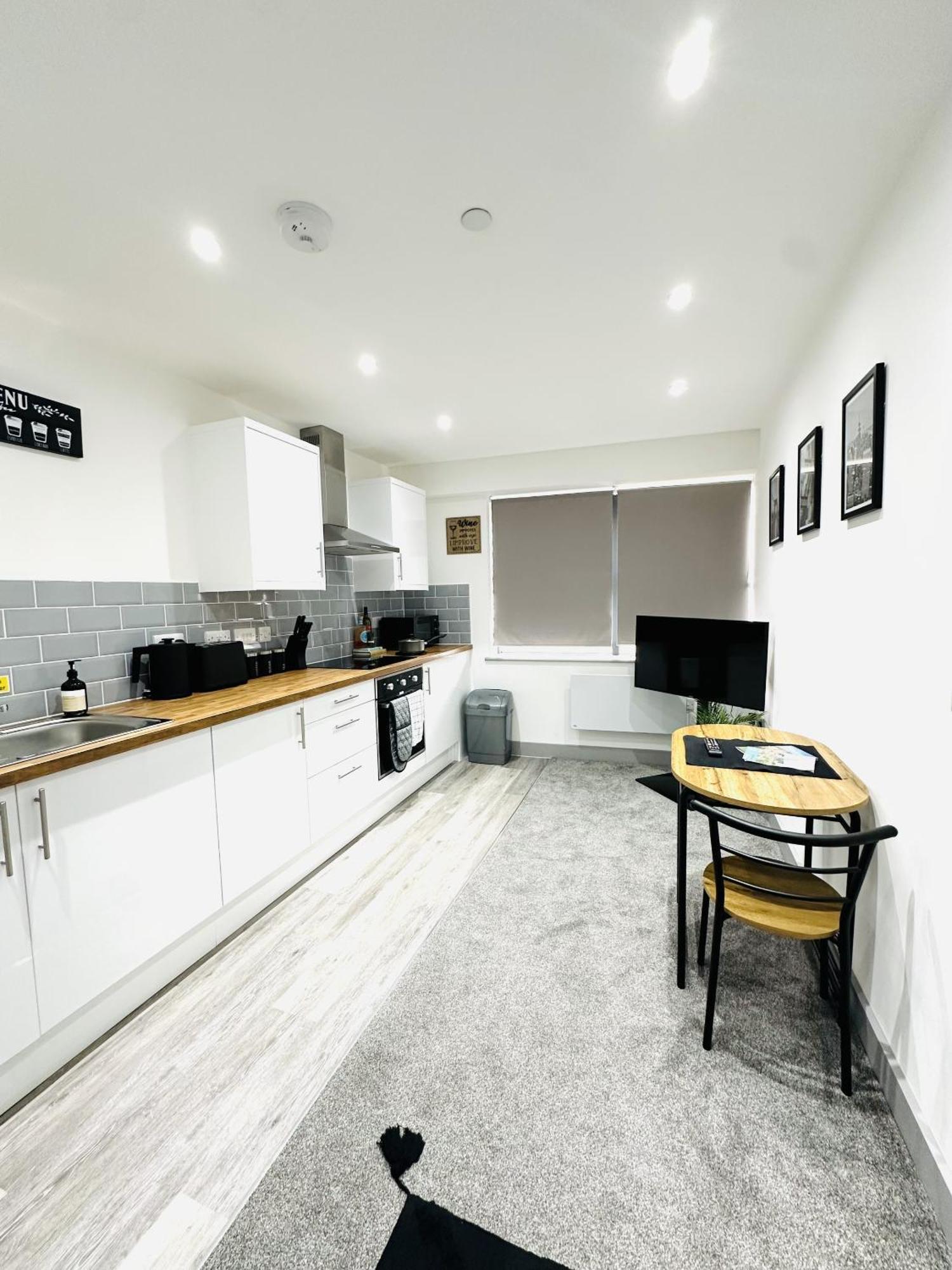 202 Grosvenor House * Wakefield